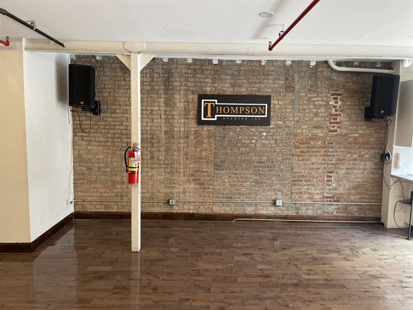 Thompson Studios 125