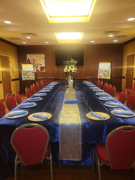 Wyndham Cleveland Airport Hotel