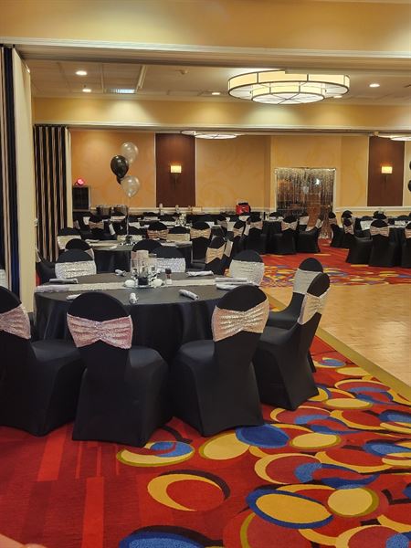 Wyndham Cleveland Airport Hotel