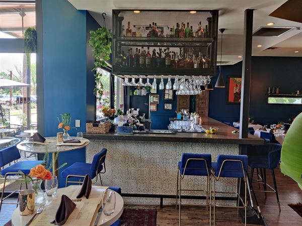 Nora Restaurant & Bar