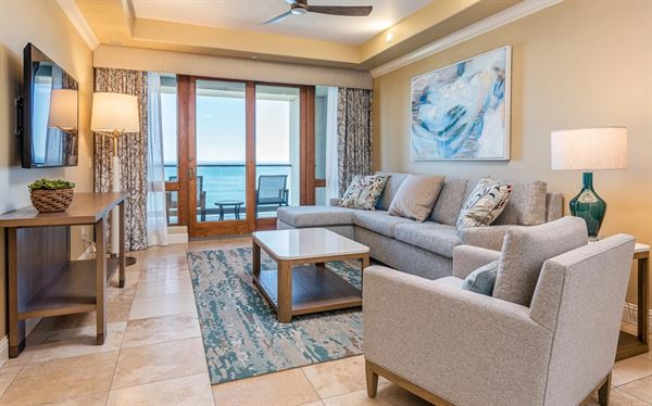 Dolphin Bay Resort & Spa