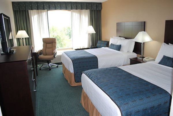 Wyndham Garden Williamsburg Busch Gardens Area