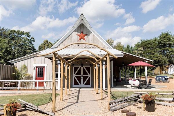 CountyLine Vineyard & Venue