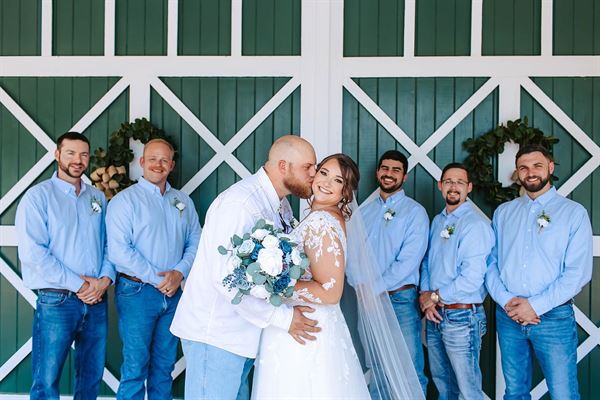 CountyLine Vineyard & Venue