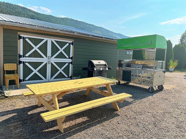 Utopia Feels Botanical Glampground and Micro-Farm