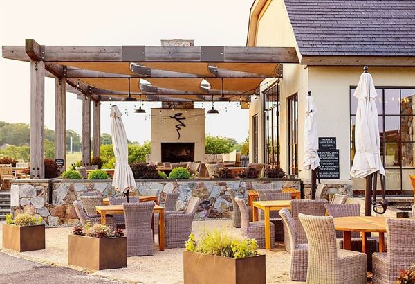 Early Mountain Vineyards