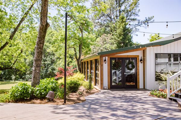 Southern Oaks Event Venue