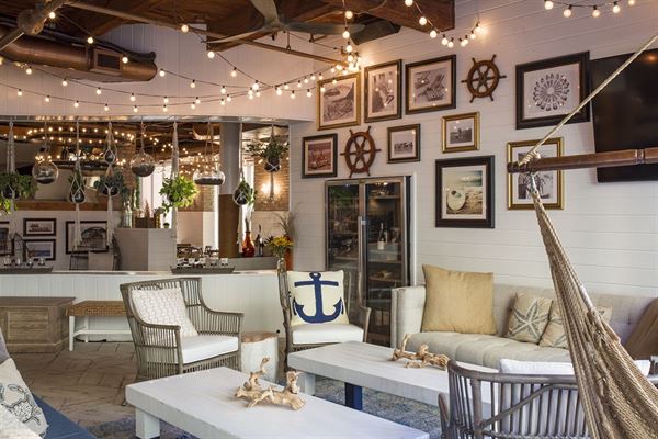 The Hampton Social - River North