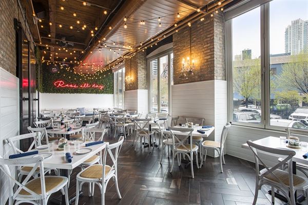 The Hampton Social - River North