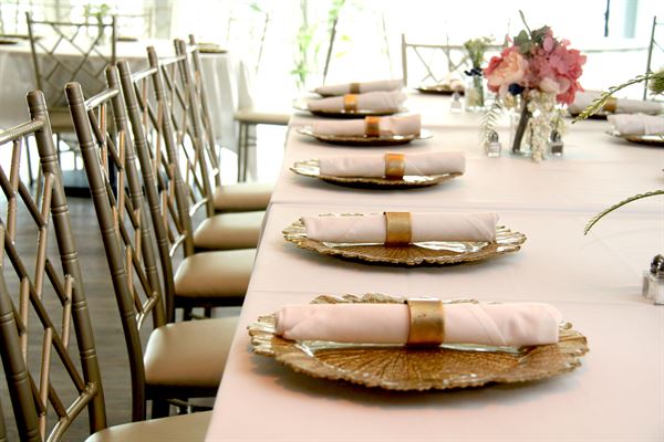 The Room at JohnnyLukes