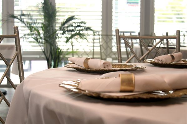 The Room at JohnnyLukes