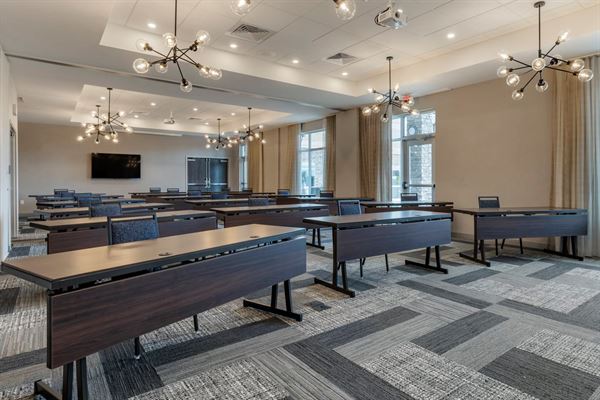 Doubletree by Hilton Greenville Woodruff Road