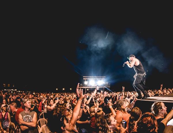 Tag's Restaurant and Banquet Room