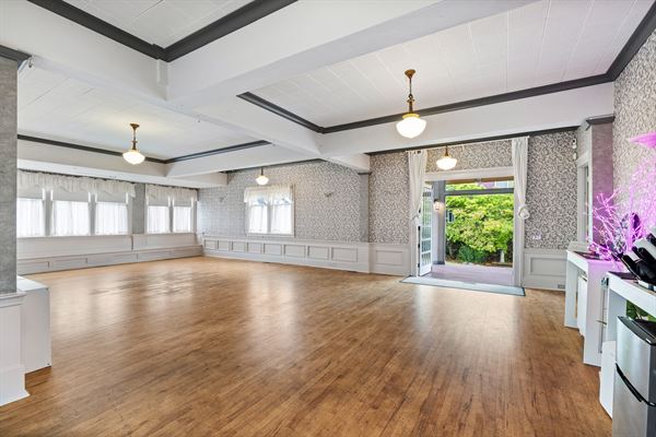 The Garden House By Work and Play Lounge