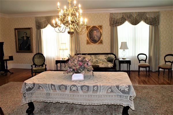 Weddings at the Tamassee DAR School