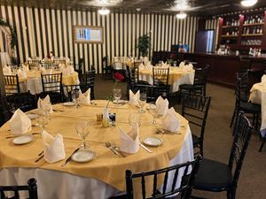 Beechwold Tavern Room