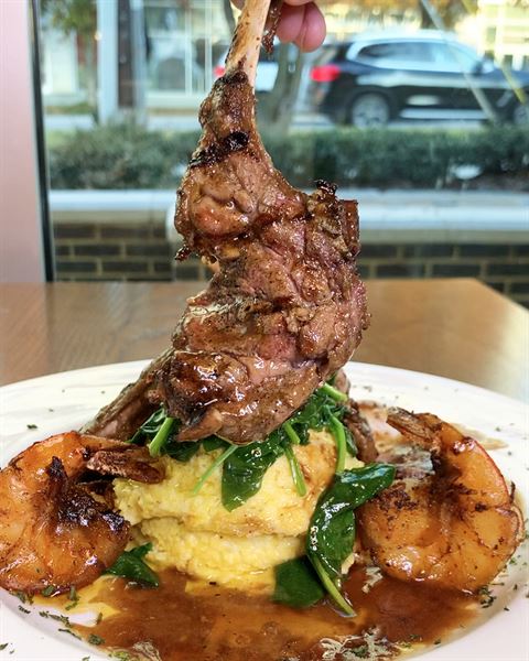 Hampton Inn & Suites Atlanta Buckhead Place