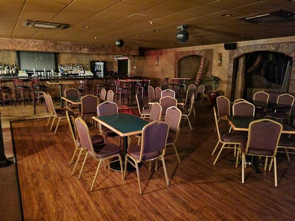 The Cove: Seafood & Banquets