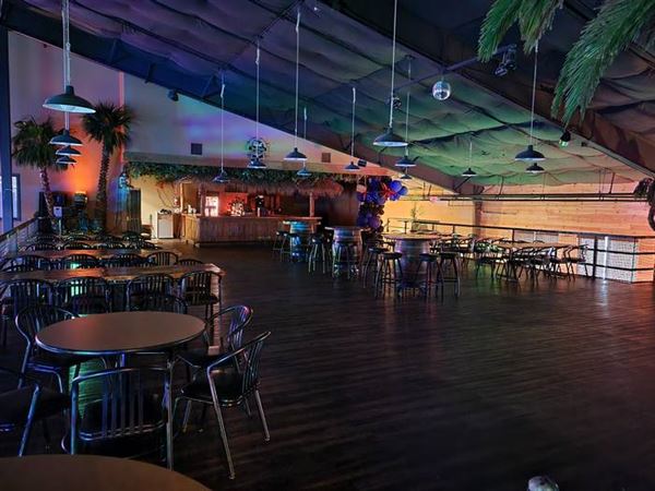 The Cove: Seafood & Banquets