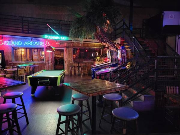 The Cove: Seafood & Banquets