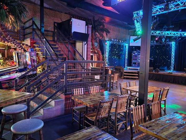 The Cove: Seafood & Banquets