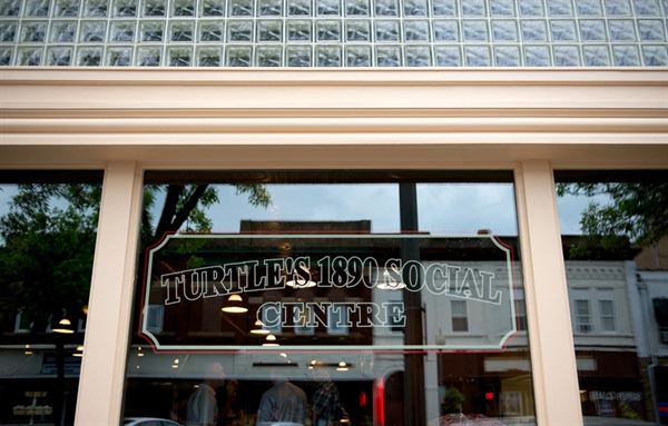Turtle's 1890 Social Centre