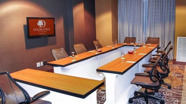 DoubleTree by Hilton Hotel Reading