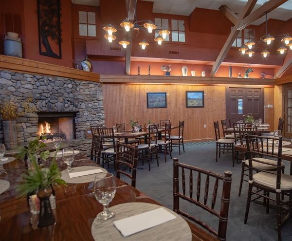 Highland Lake Inn & Resort