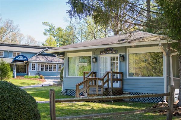 Highland Lake Inn & Resort