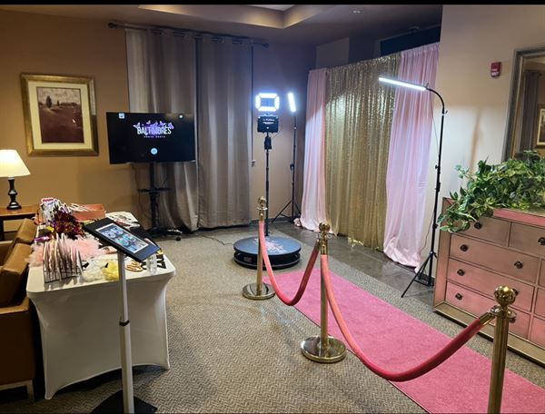 Baltimore's Best Photo Booth