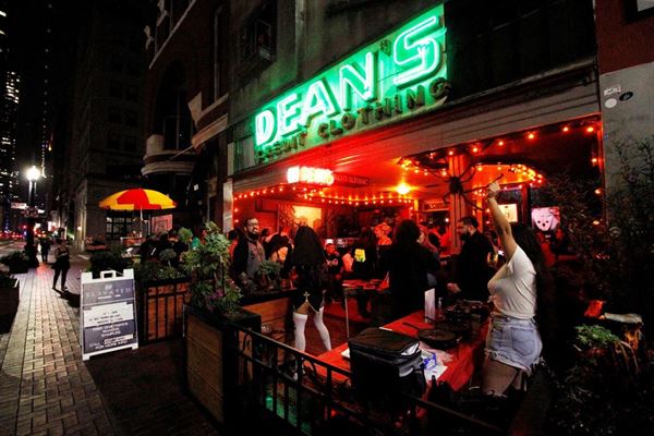 Dean's Downtown