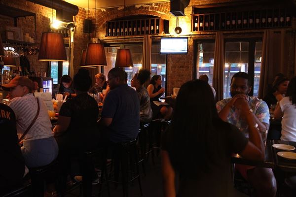 Charlie's Bar & Kitchen