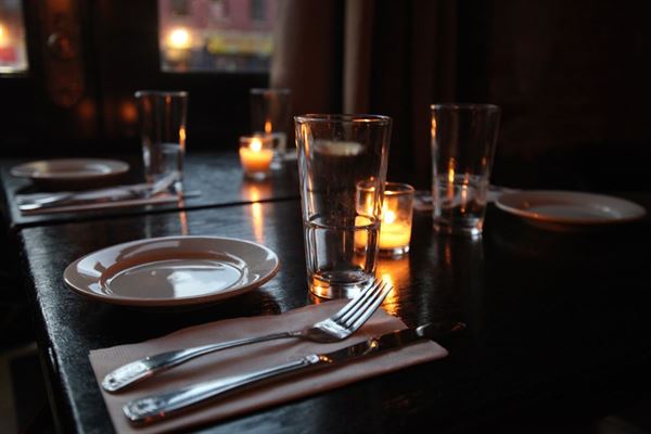 Charlie's Bar & Kitchen