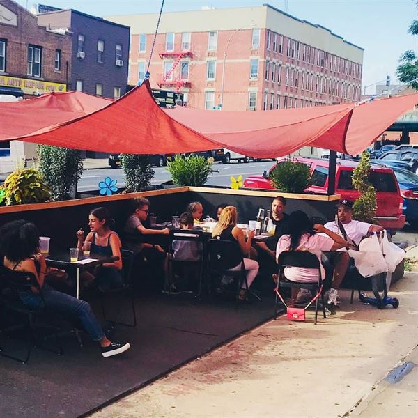 Charlie's Bar & Kitchen