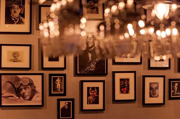 Charlie's Bar & Kitchen