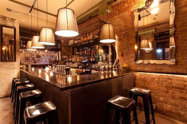 Charlie's Bar & Kitchen