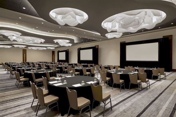 Loews Chicago O'Hare