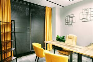 Flex Desk or Office Within Elite Business Center for Entrepreneurs and Hybrid Companies