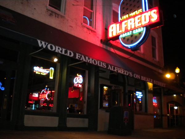 Alfred's