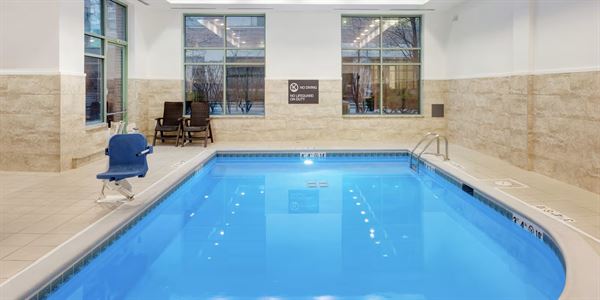 Hilton Garden Inn Chicago North Shore/Evanston