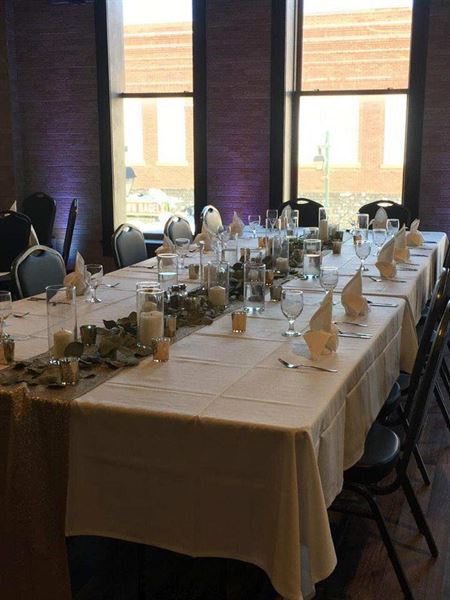 Torey's Restaurant & Bar