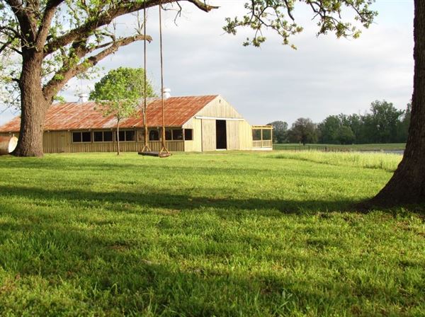 The Barn @ Hickory Creek