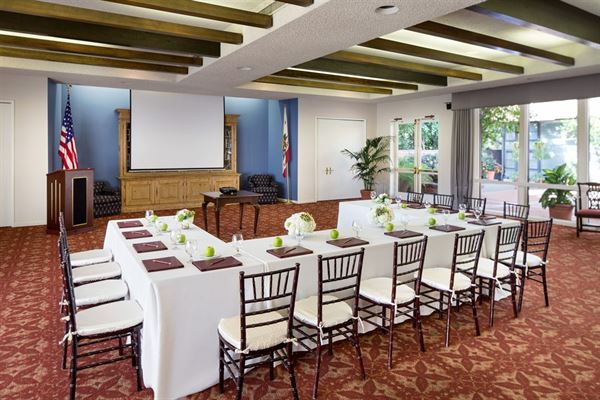 The University Club Of Pasadena