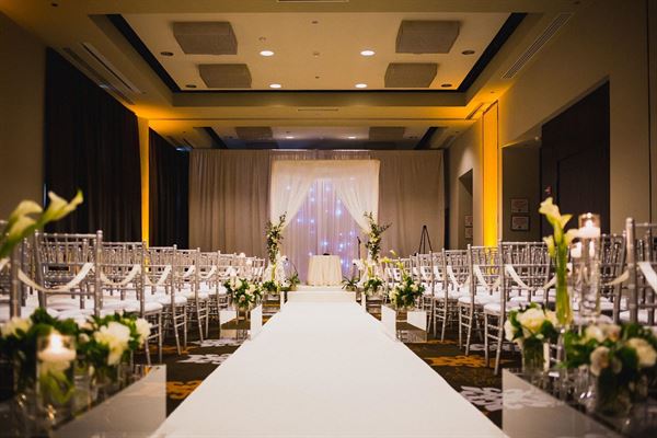 theWit -  A Hilton Hotel