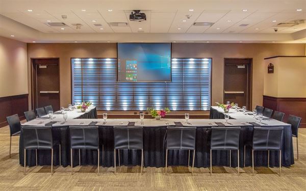 The Happ Inn Bar & Grill