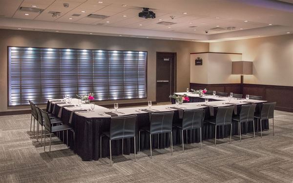 The Happ Inn Bar & Grill