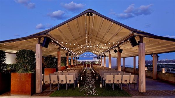 Renaissance Dallas Hotel