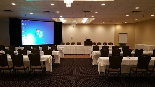 Northfield Inn Suites & Conference Center