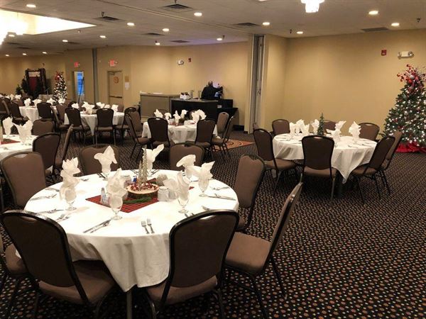 Northfield Inn Suites & Conference Center
