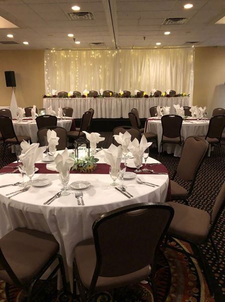 Northfield Inn Suites & Conference Center